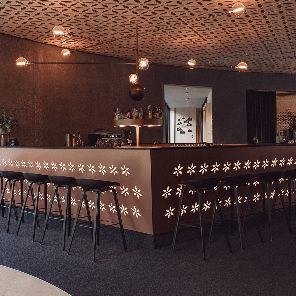 Moderne Innenarchitektur im AMRAI in Schruns in Vorarlberg mit stilvollem Design